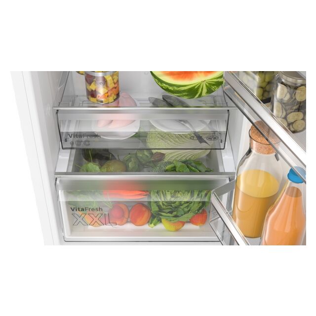 BOSCH KGN392WDFG 60cm Fridge Freezer in White
