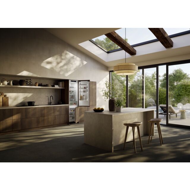 LIEBHERR ICND5603 194cm High Integrated Fridge Freezer Fixed Door