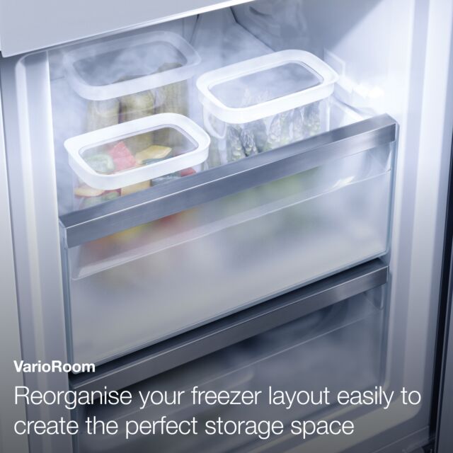 MIELE KDN7724E Built-In Fridge-Freezer Fixed Hinge