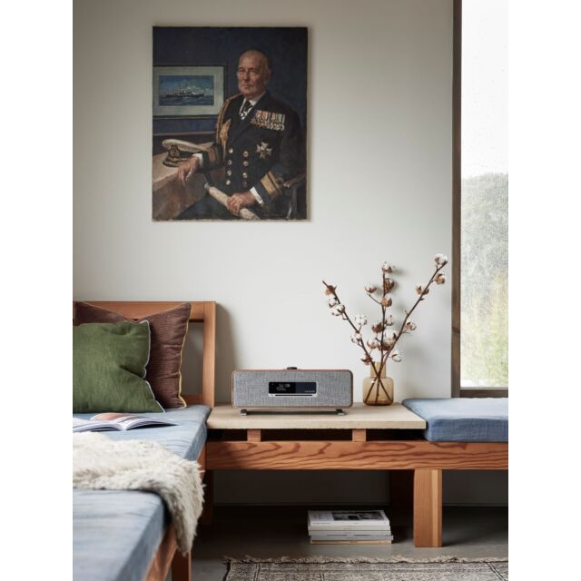 Ruark Audio R3S Compact Music System Rich Walnut