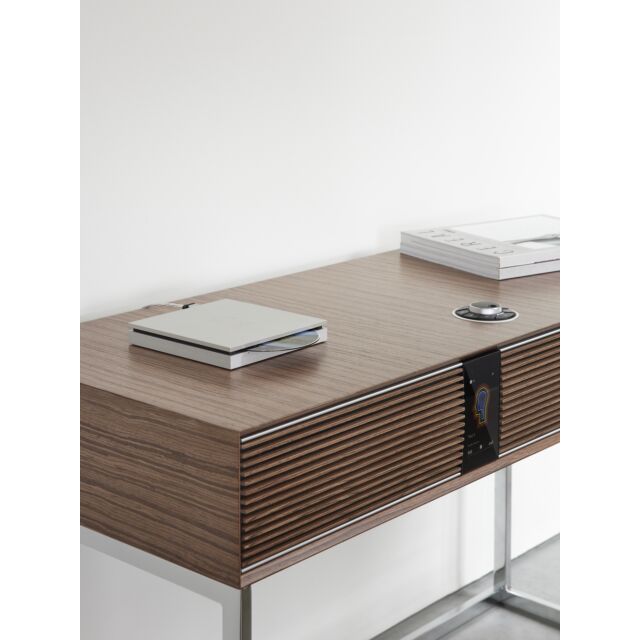 RUARK AUDIO R810 WALNUT High Fidelity Radiogram 