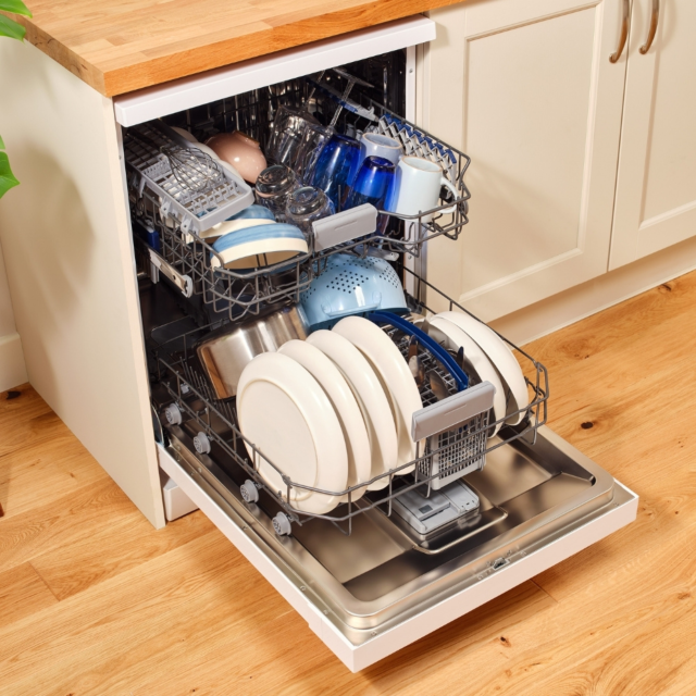 Sensis DWF0214FSDWA Dishwasher White 14 Place Settings